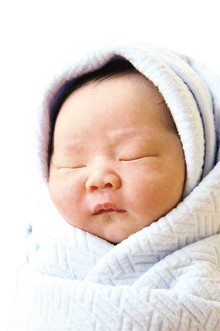 ห่อตัวลูกน้อย (แบบมีหมวก)