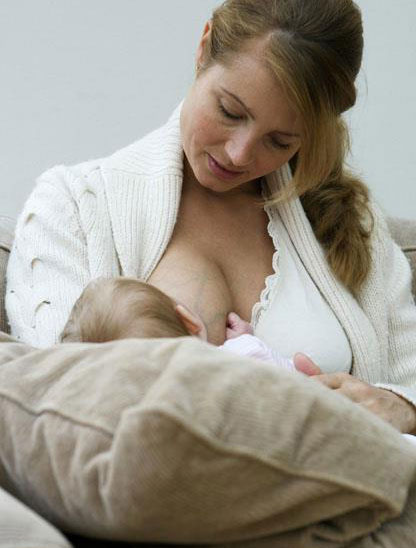 ช่วยด้วยลูกร้องดูดนมบ่อย จนแม่ไปไหนไม่ได้เลย