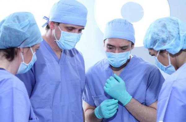 การผ่าตัดเลาะกระพุ้งแก้มอยากทราบว่ามีข้อเสียอย่างไร