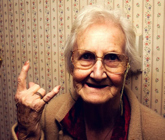 ภาวะสายตาสูงอายุจำเป็นต้องแก้ไขหรือไม่