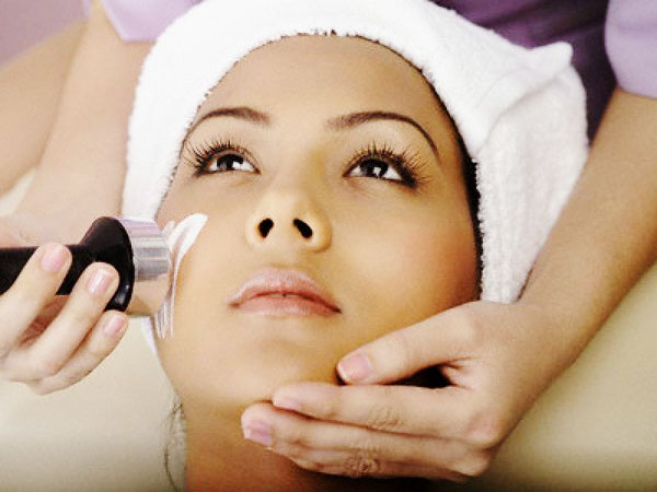 ลบรอยแผลเป็น อวดผิวสวย เนียนใส