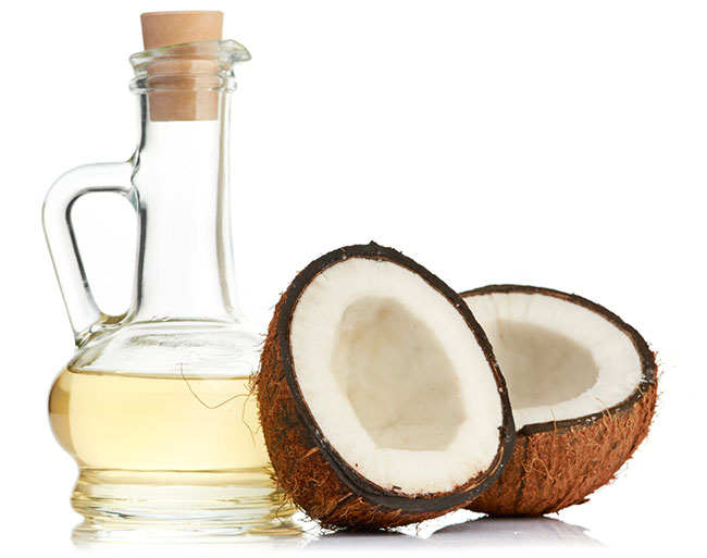 น้ำมันมะพร้าวสารพัดสูตรเยียวยาเท้าป่วย