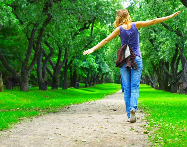 6 วิธีเดินกระตุ้นการเผาผลาญหุ่นสวยทันใจ