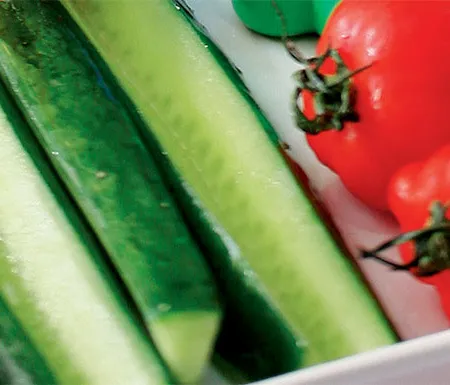 เด็กๆ กินผักสดๆ ดีไหม?