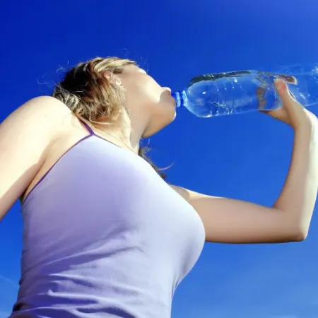 ดื่มน้ำมากไประวังน้ำเป็นพิษ