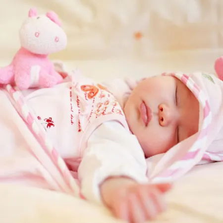 ทารกนอนหลับกลางวัน สำคัญจริงหรือ?