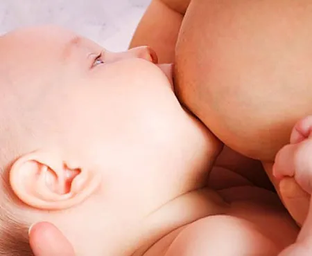 ท่าถนัดและเหมาะสม ท่าให้นมลูก