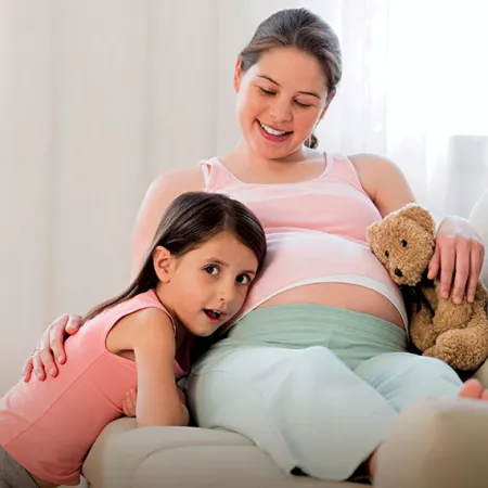 ลูกจ๋า หนูกำลังจะมีน้อง