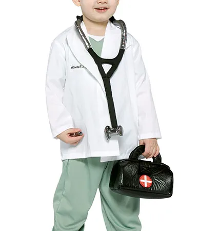 มาเล่นเป็นหมอกับคนไข้กันนะลูก