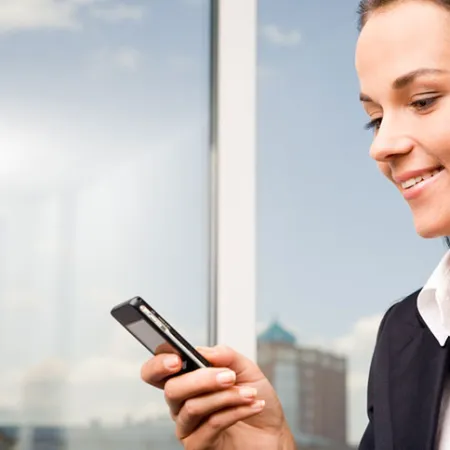 ลดโลกร้อนด้วยโทรศัพท์มือถือ