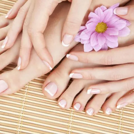 มีปัญหาส้นเท้าแตกและเป็นตาปลา