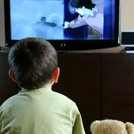 ดูทีวีกับลูกเปิดโอกาสให้ได้คุยกันมากขึ้น