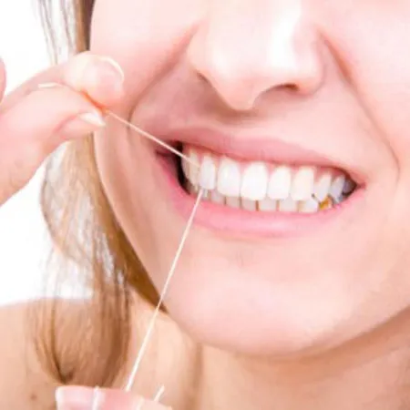 ไหมขัดฟัน จำเป็นหรือฟุ่มเฟือย