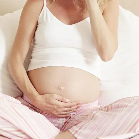 ตั้งครรภ์ 8 เดือนมีน้ำคล้ายตกขาวออกมาทางช่องคลอด