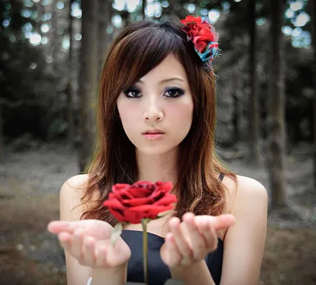 อยากเป็นสาวตาหวานอ่านด่วน