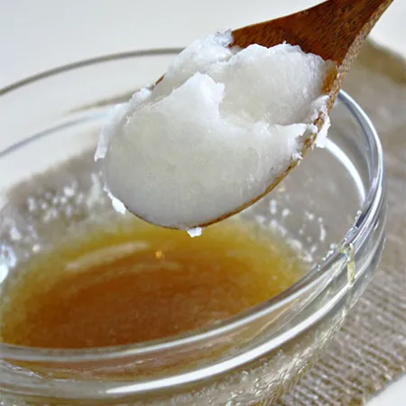 น้ำมันมะพร้าวสูตรครีมหมักผมฟื้นฟูผม