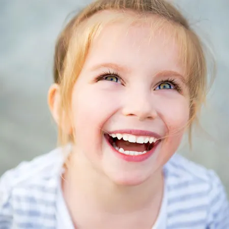 ฟันน้ำนมหลุด ฟันแท้ไม่ยอมขึ้น