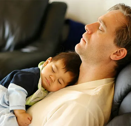 อาการอุ้มลูกน้อยจนติดมือ