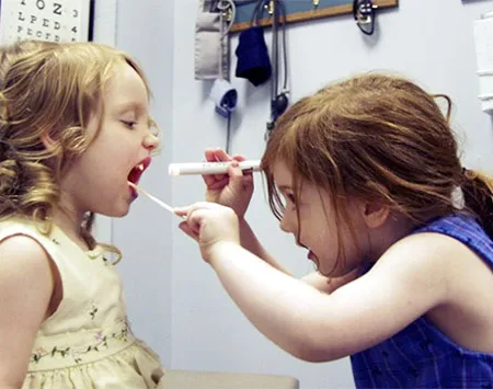 วิธีดูแลเด็กเมื่อได้รับสารเคมีสารพิษ