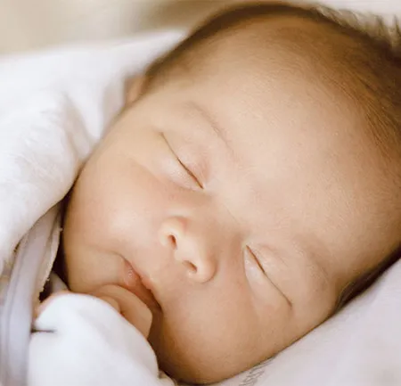 รูปร่างหน้าตาของเด็กทารกแรกเกิด