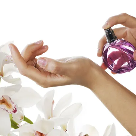 เทคนิคการฉีดน้ำหอมให้ถูกจุด ถูกวิธี