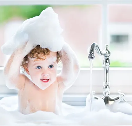 อาบน้ำให้ลูกน้อยอย่างถูกวิธี