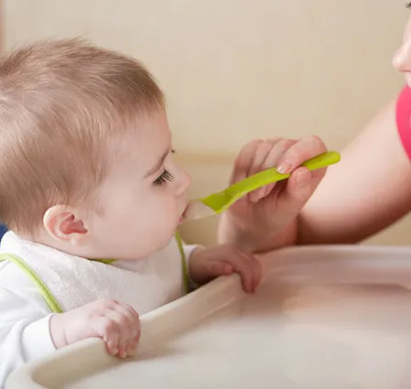 อาหารเสริมทารกวัย 6-12 เดือน