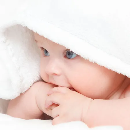 ไขสีขาวที่ติดตัวทารกแรกเกิดคืออะไร