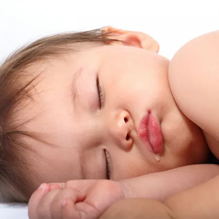 แย่แล้ว ลูกน้อยนอนหลับมีเสียงกรน