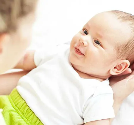 พัฒนาการสื่อสาร 6 เดือนแรกลูกน้อย