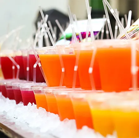 ให้ลูกทานน้ำผลไม้กล่องหรือขวด แทนผลไม้สดได้หรือไม่